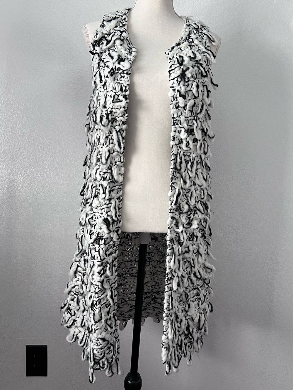 Topshop Black and White Chunky Loopy Knit Long Vest